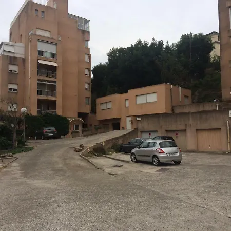 Charmant Studio Lumineux Avec Veranda & Parking Au Coeur De Bastia Апартаменты Бастия